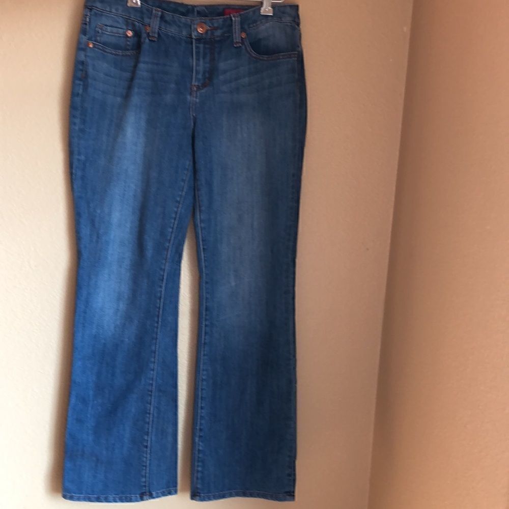 Seven7 Classic‎ Flare Jeans Size 10 with fading and whiskering - very cute!